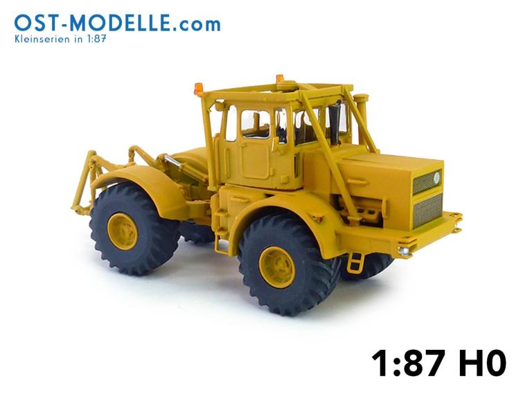 Preview: Traktor Kirovets K701 gelb ohne Motorverkleidung mit Überrollbügel